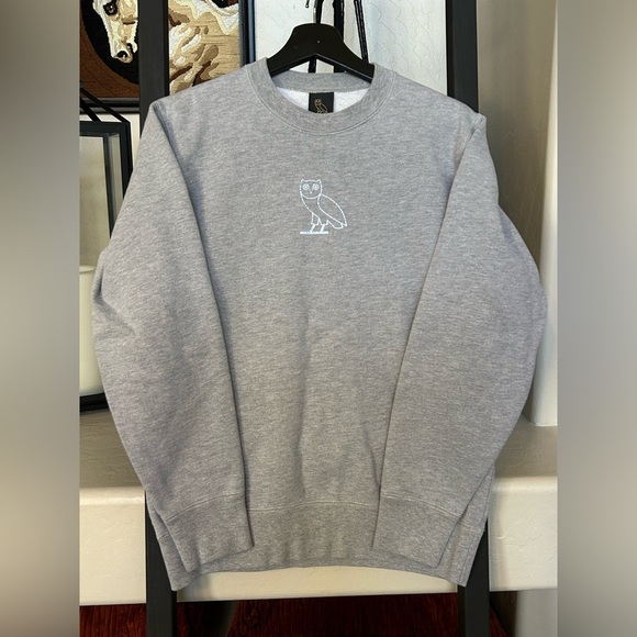 Octobers Very Own OVO Owl Logo Gray Logo Crewneck Sweatshirt Size Small - Picture 1 of 10